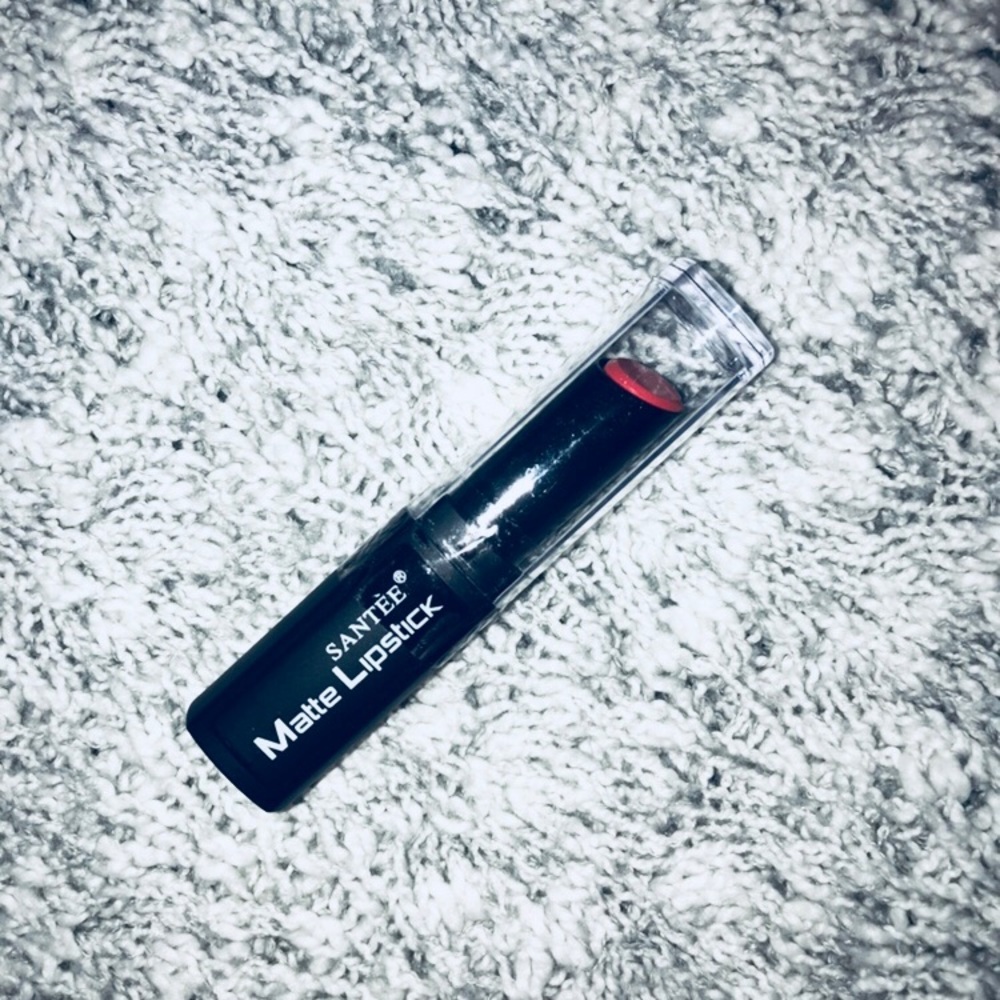 Matte lipstick
